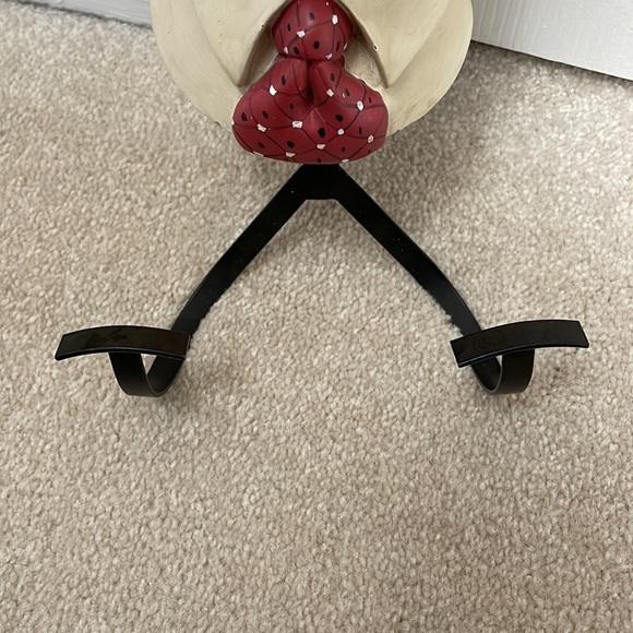 Dog Leash Holder - Picture 3 of 3